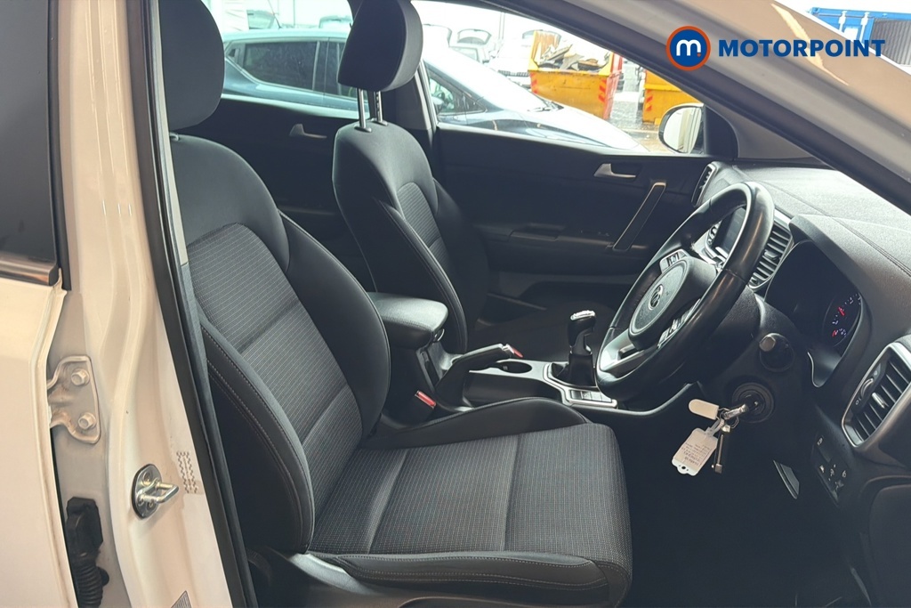Kia Sportage 1.6 Gdi Isg 2 White #25