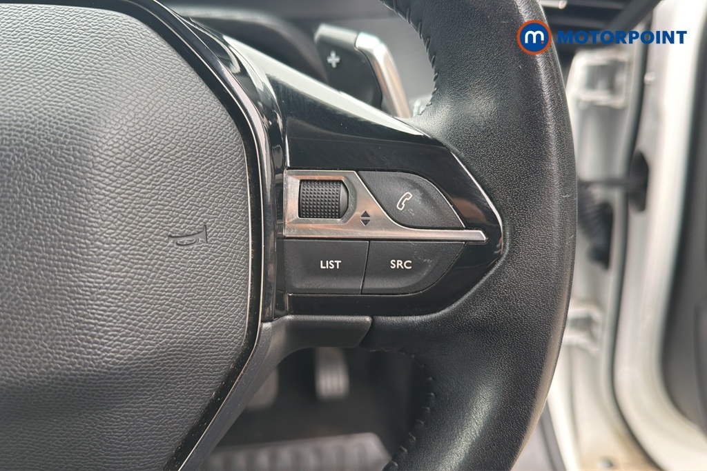 Peugeot 2008 1.2 Puretech 130 Gt Line Eat8 Red #10