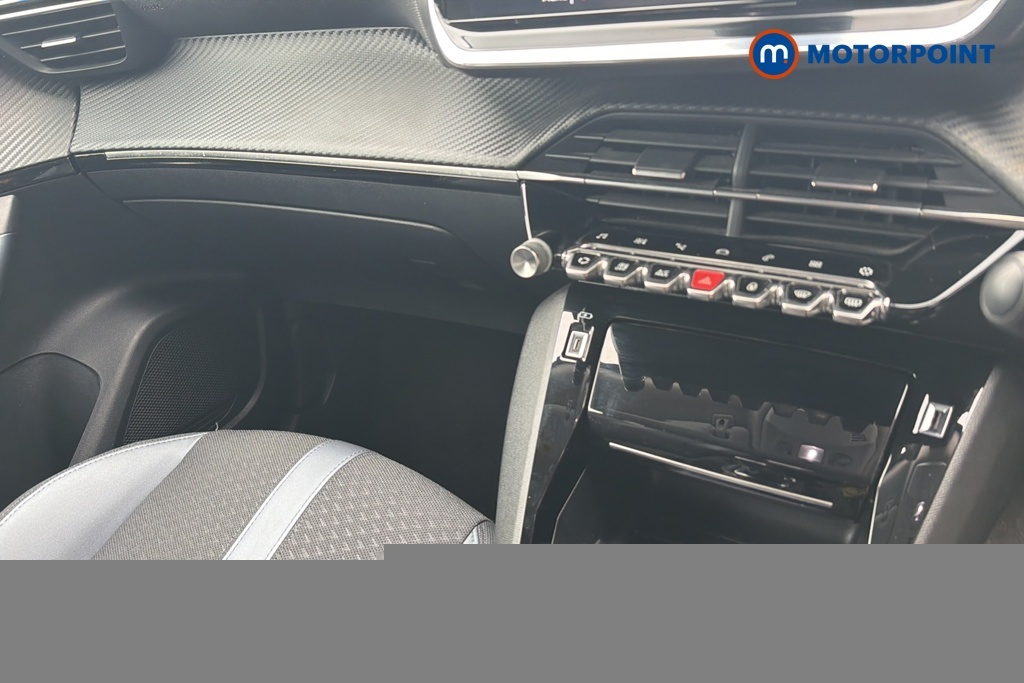 Peugeot 2008 1.2 Puretech 130 Gt Line Eat8 Red #18