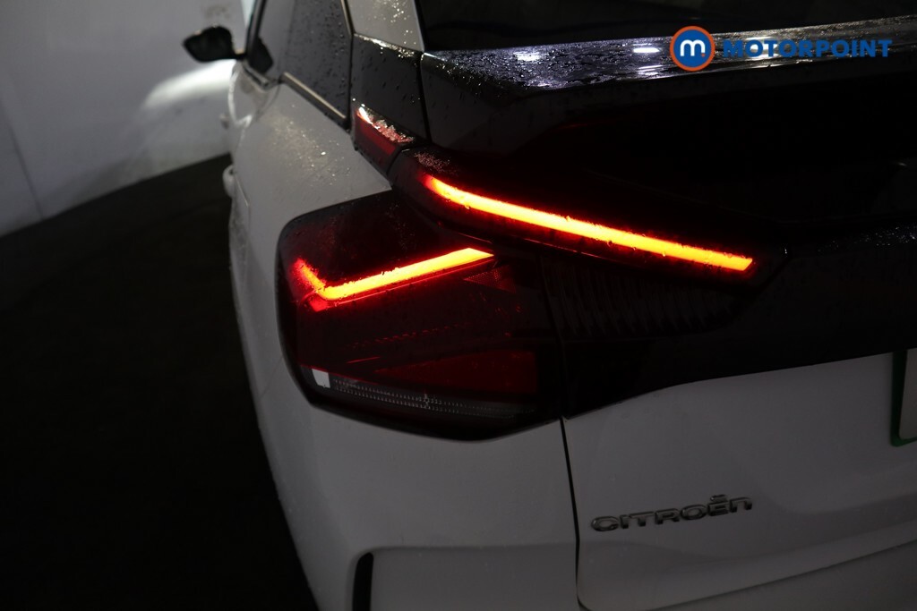 Citroen e-C4 E-c4 Shine White #37