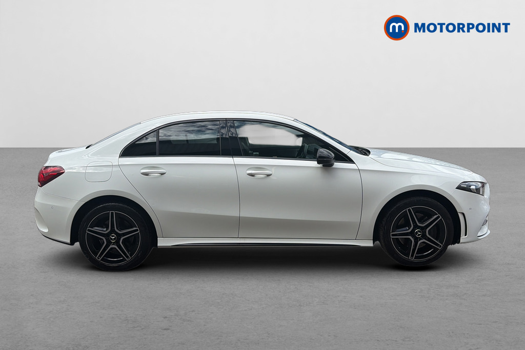 Mercedes-Benz A Class A250e Amg Line Executive Edition EF71VBA White #4