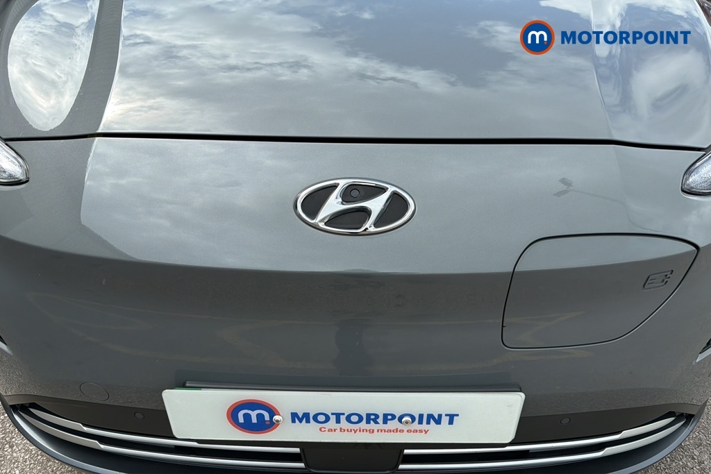 Hyundai Kona 64Kwh Premium Suv 10.5Kw Charge Red #40