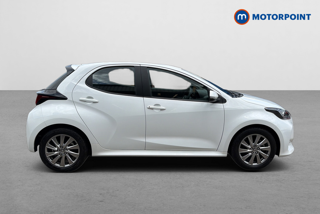 Toyota Yaris 1.5 Hybrid Icon Cvt GU73YFC White #4