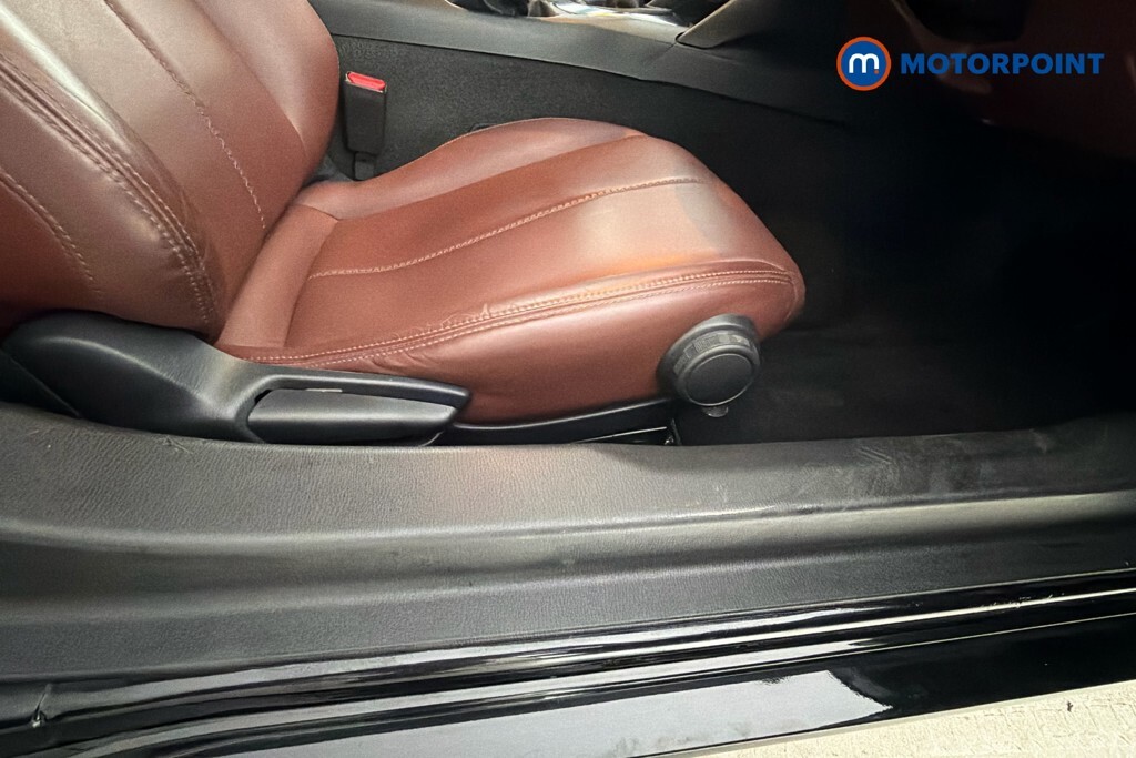 Mazda MX-5 Se White #29