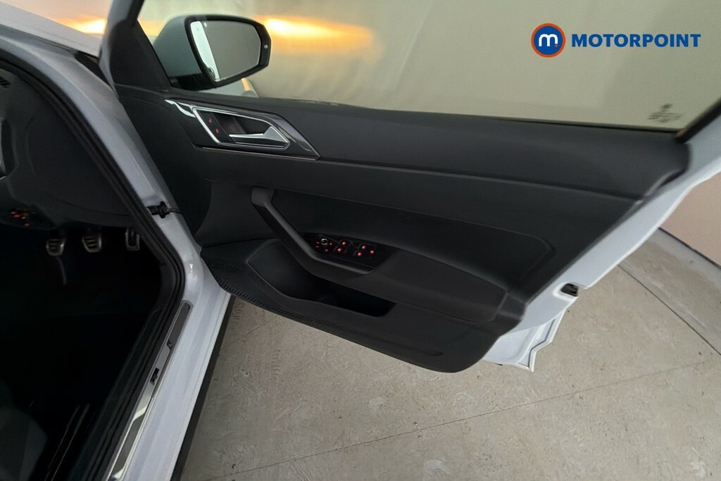 Volkswagen Polo 1.0 Evo 80 Beats White #22