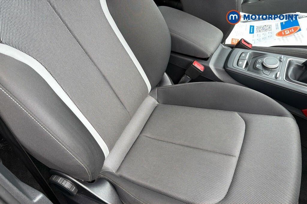 Audi Q2 30 Tdi Sport  #20