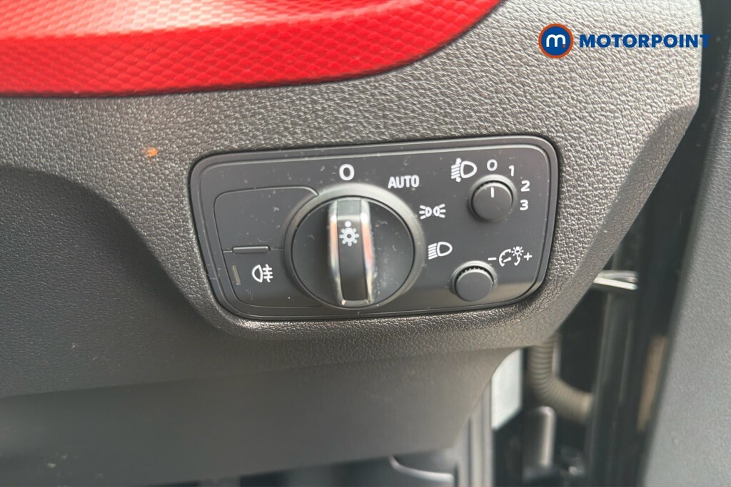 Audi Q2 30 Tdi Sport  #16
