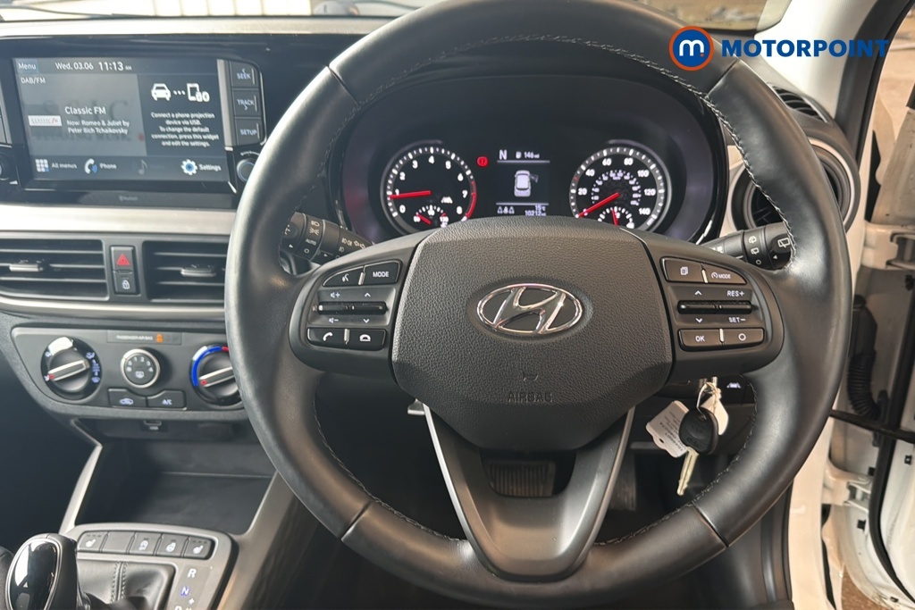 Hyundai I10 1.0 Se White #8