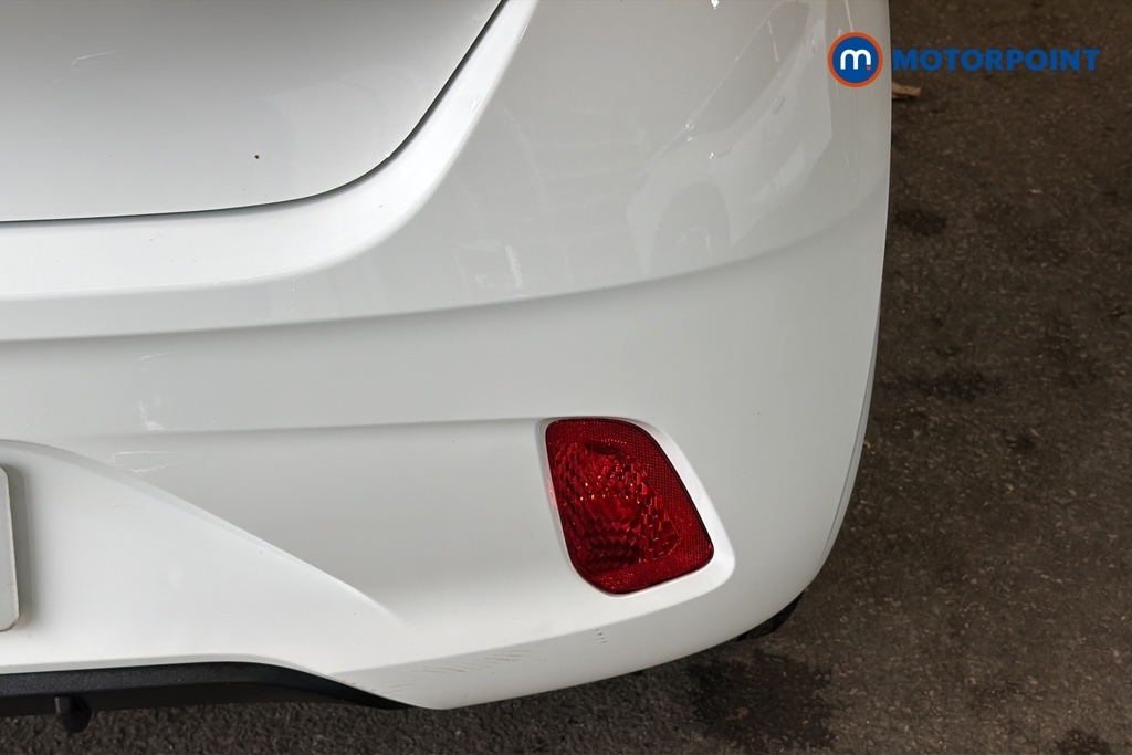 Hyundai I10 1.0 Se White #28