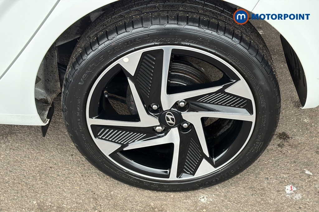 Hyundai I10 1.0 Se White #32