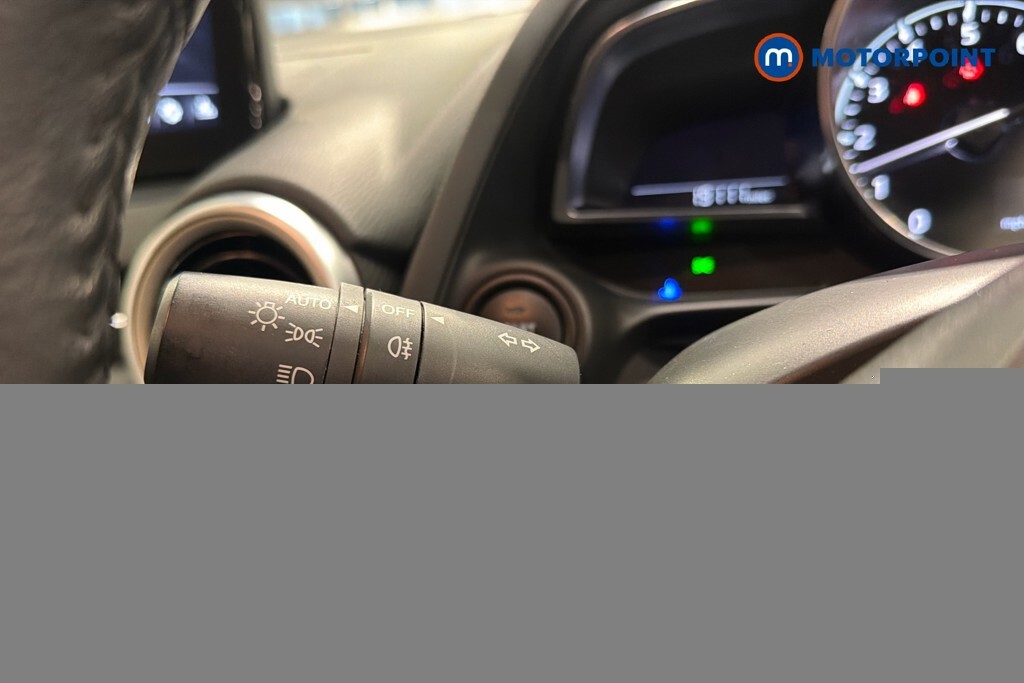 Mazda 2 2 Se-l Mhev White #13