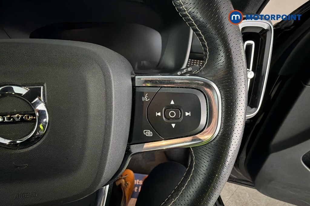 Volvo XC40 T3 Momentum  #12