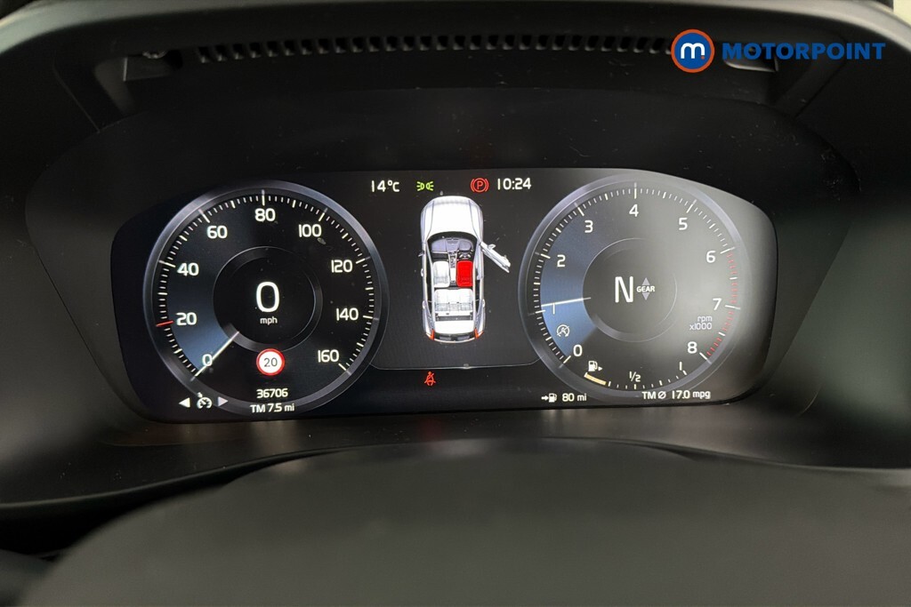 Volvo XC40 T3 Momentum  #16