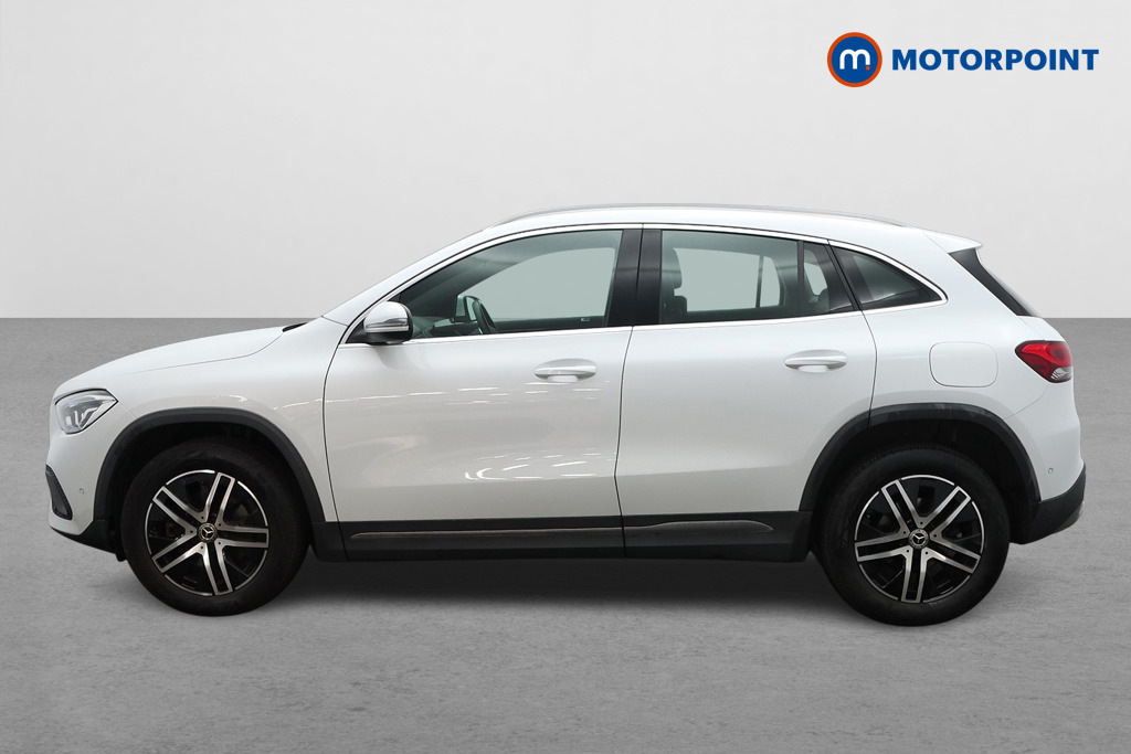 Mercedes-Benz GLA Class Gla 200D Sport Executive White #4