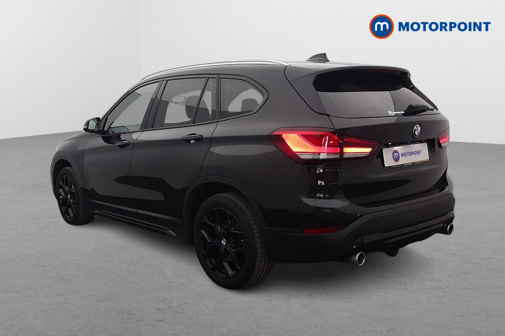 BMW X1 Sdrive 18D Xline Step Black #5