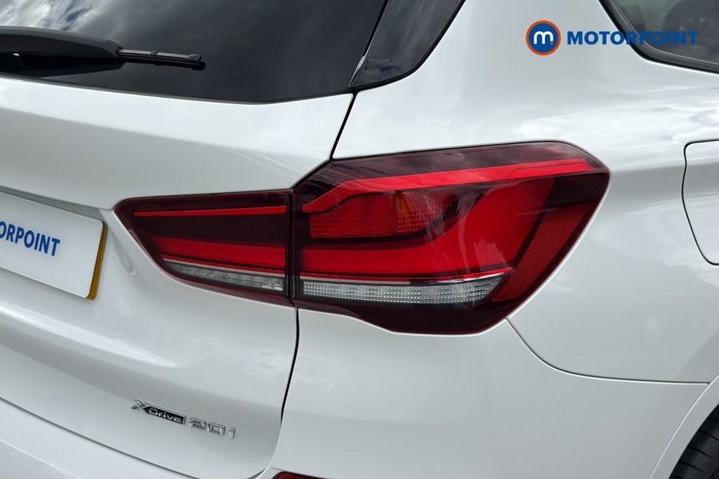BMW X1 Xdrive 25E Sport Black #35