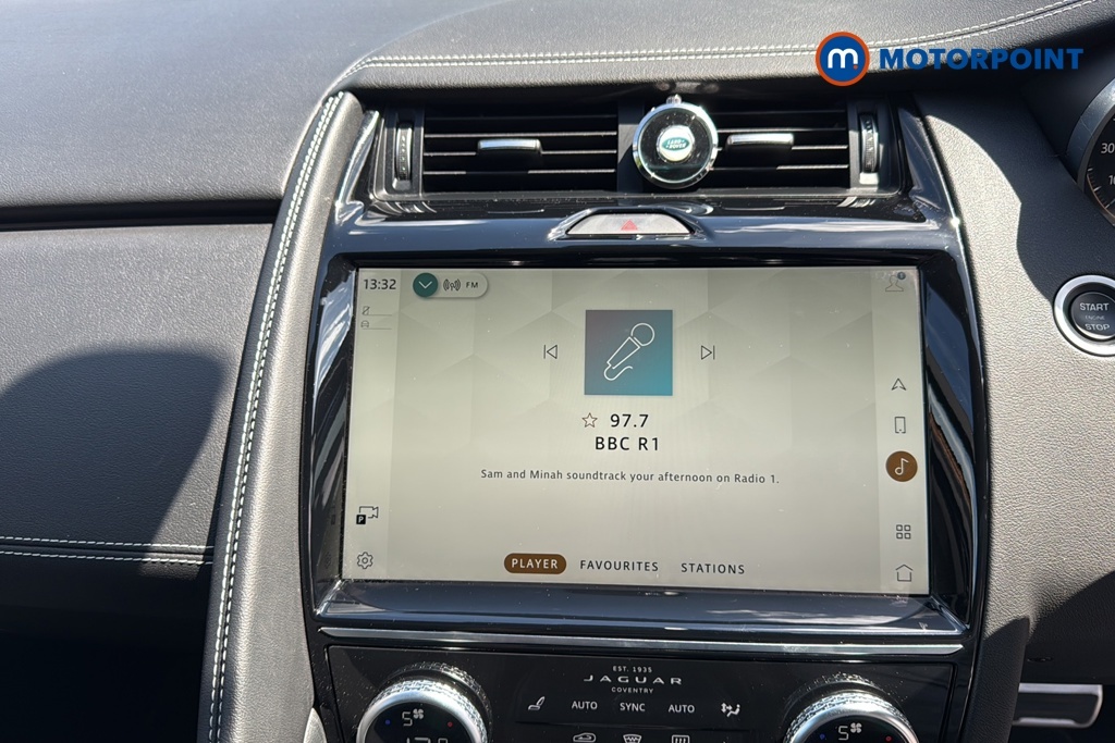 Jaguar E-Pace 2.0 D200 R-dynamic Se Black Blue #15