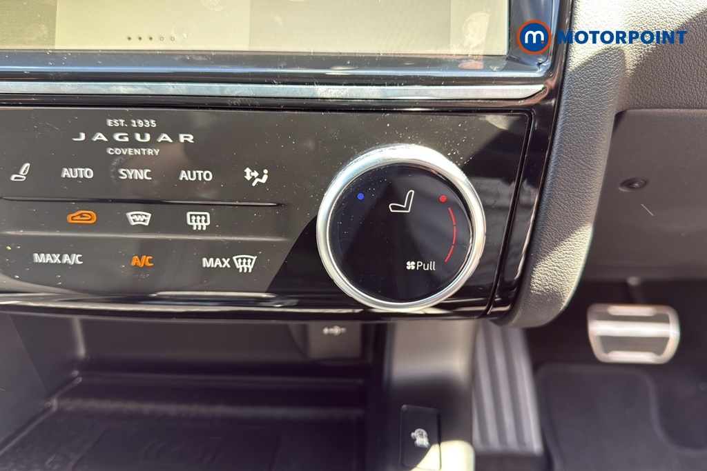 Jaguar E-Pace 2.0 D200 R-dynamic Se Black Blue #20