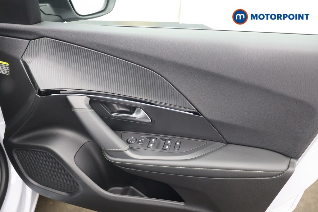 Peugeot e-2008 Gt Grey #19