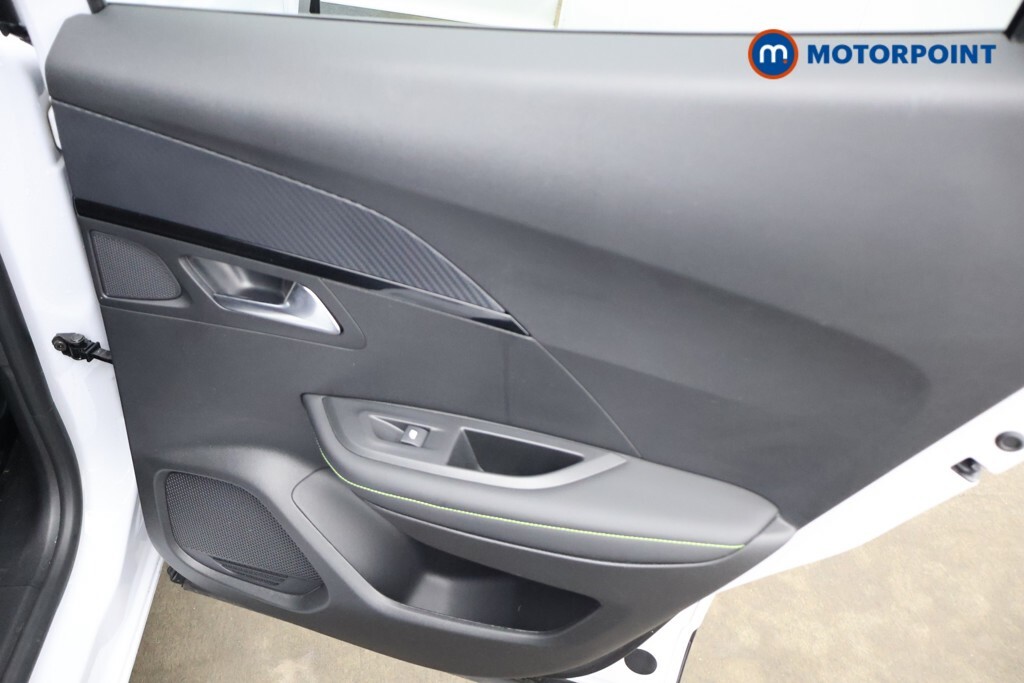 Peugeot e-2008 Gt Grey #24