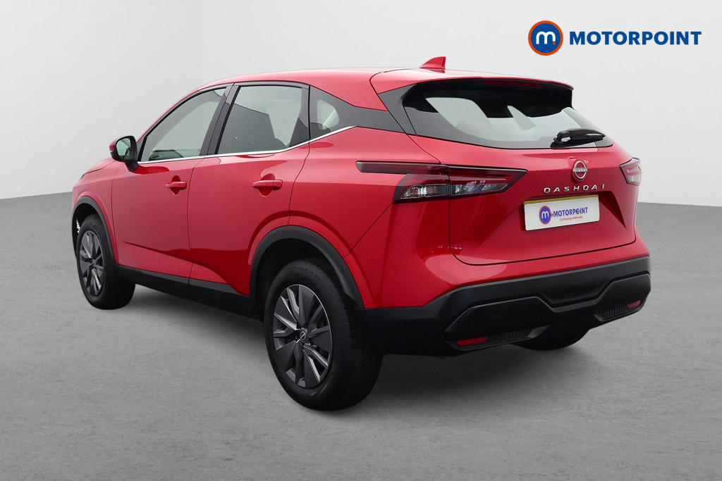 Nissan Qashqai 1.3 Dig-t Mh Visia DL22MXK Red #5