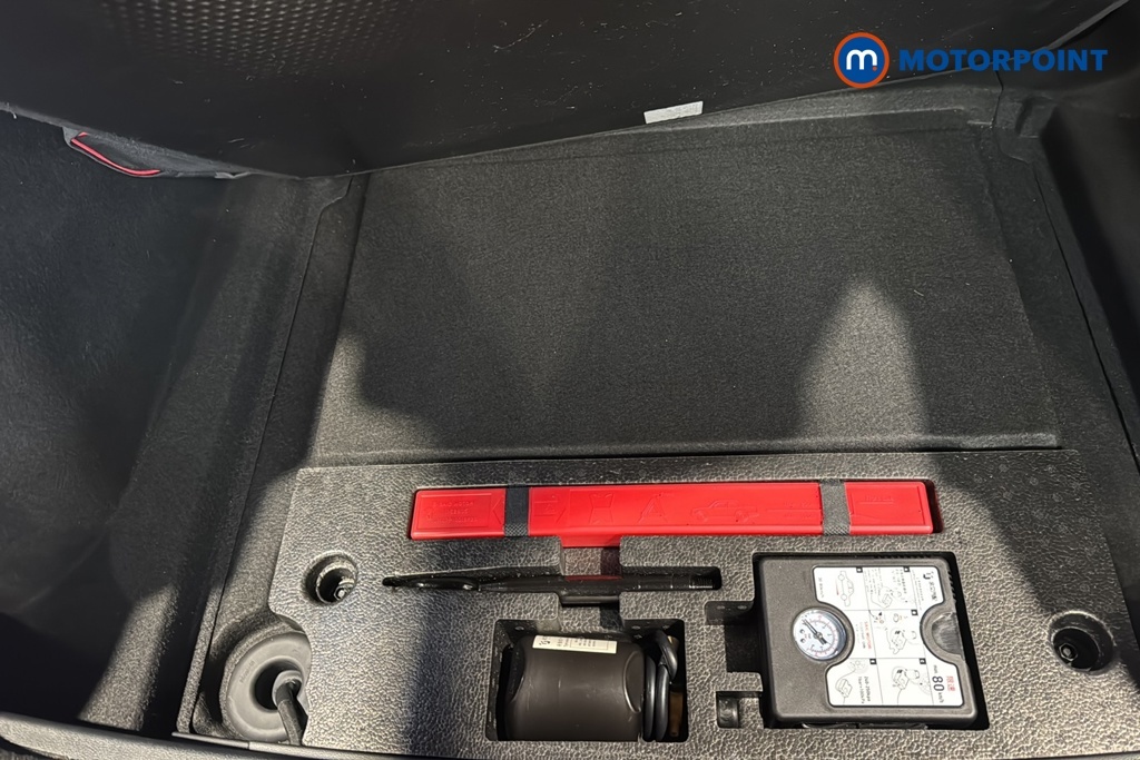 MG MG4 Hatchback Orange #28