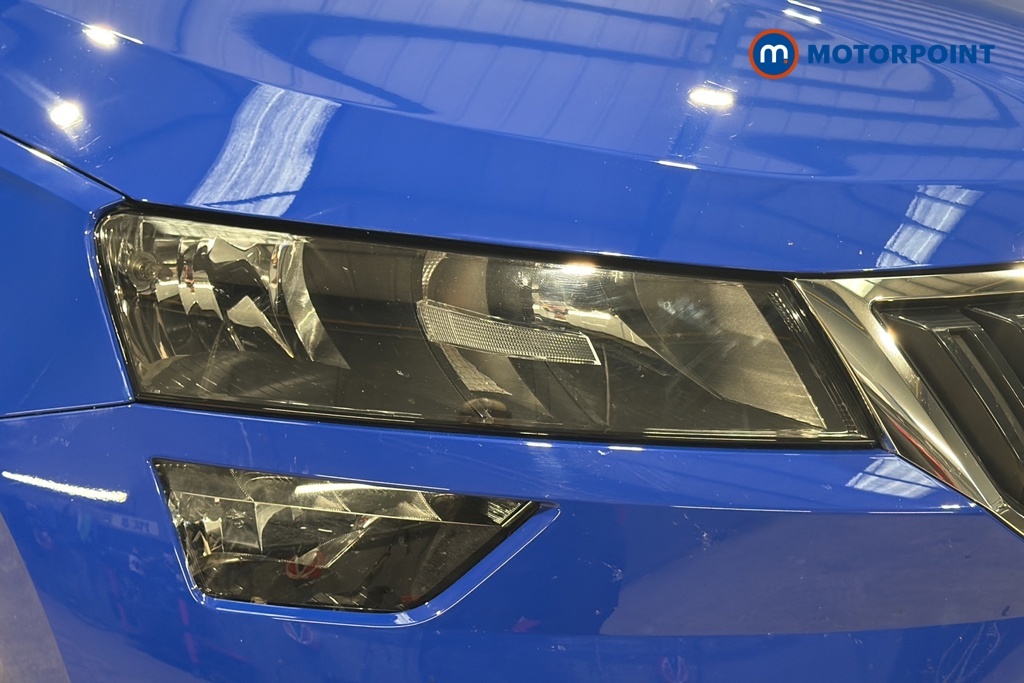 Skoda Karoq Suv Black #36