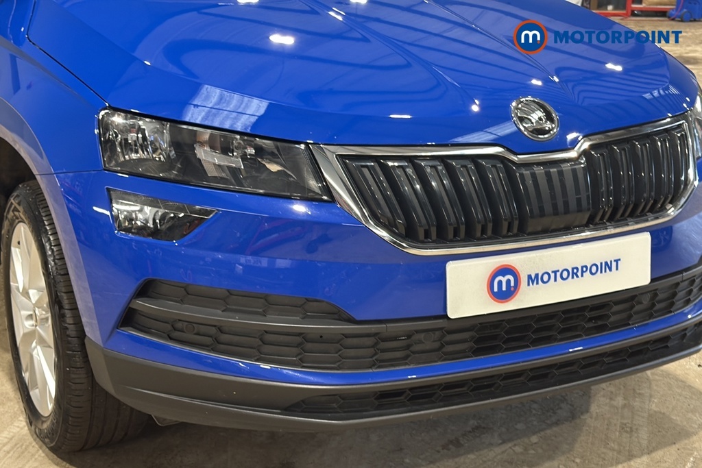 Skoda Karoq Suv Black #37
