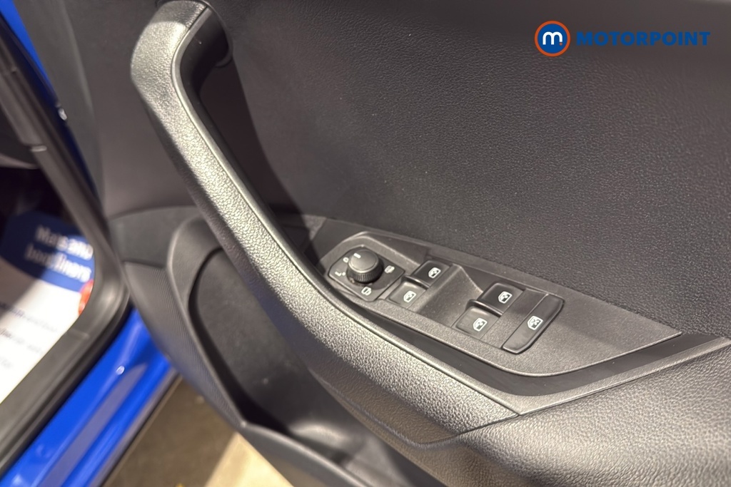 Skoda Karoq Suv Black #24