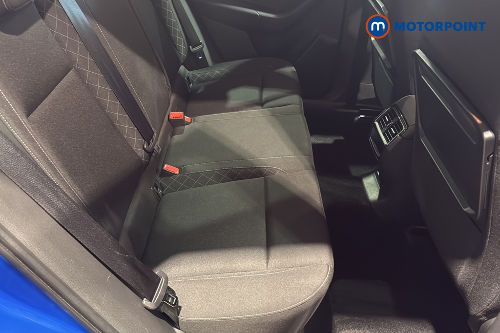 Skoda Karoq Suv Black #28