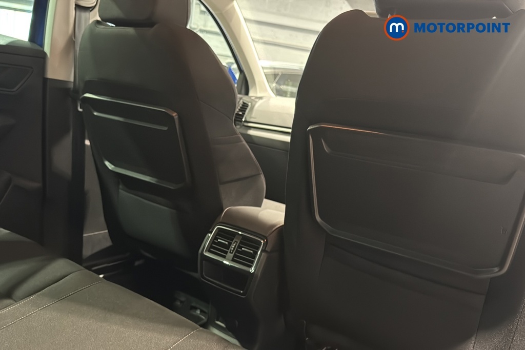 Skoda Karoq Suv Black #30