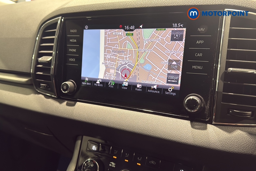 Skoda Karoq Suv Black #17