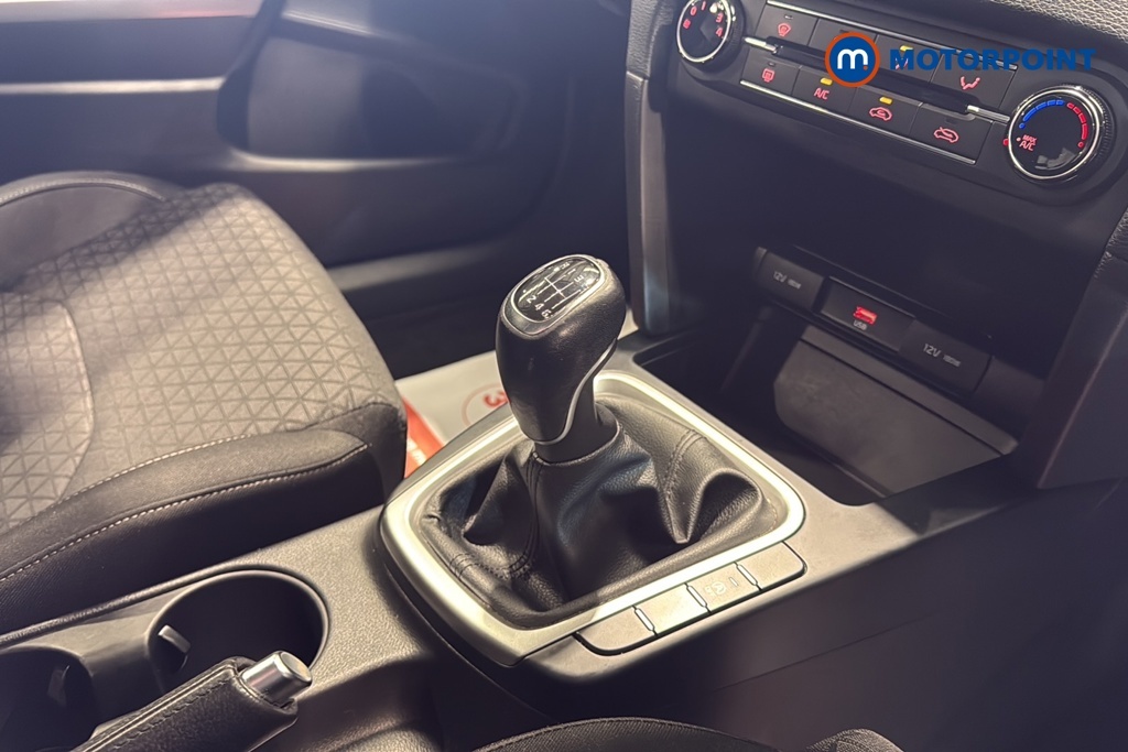 Kia Xceed Silver #17