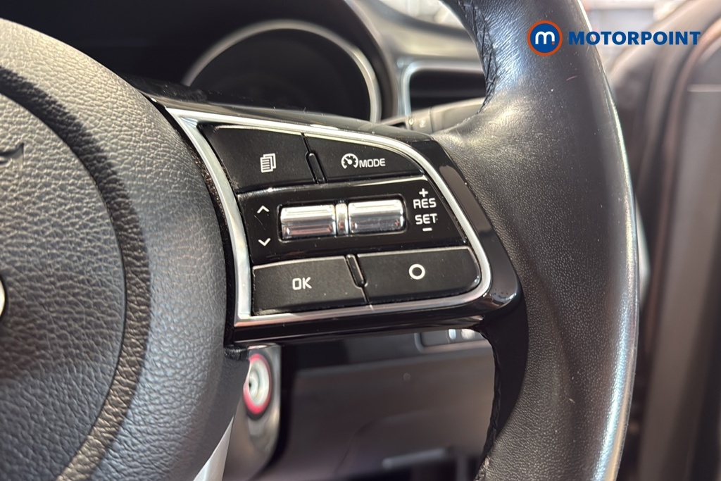 Kia Xceed Silver #10