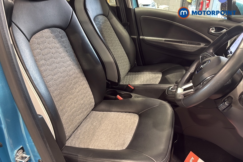 Renault Zoe Play White #23