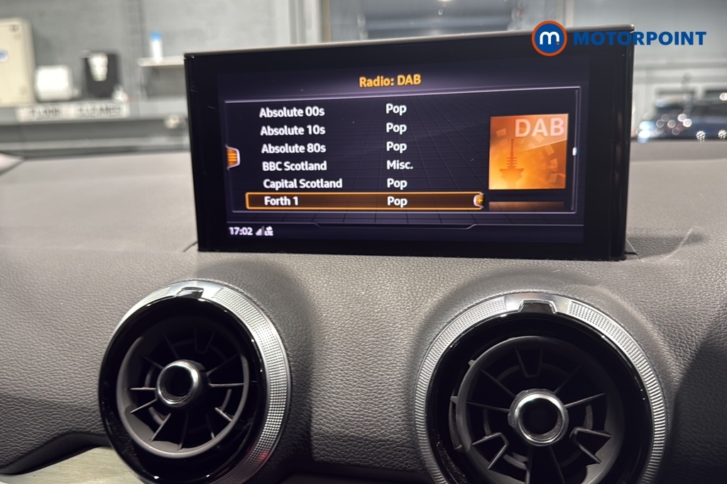 Audi Q2 Tdi Technik Silver #15