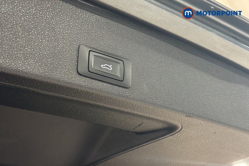 Audi Q2 Tdi Technik Silver #27