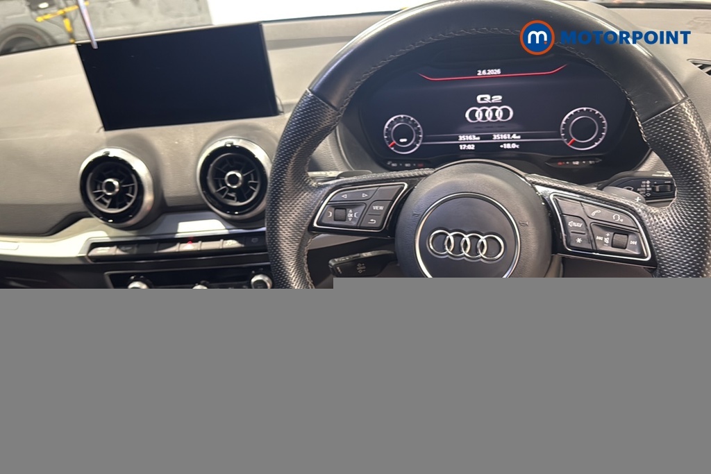 Audi Q2 Tdi Technik Silver #9