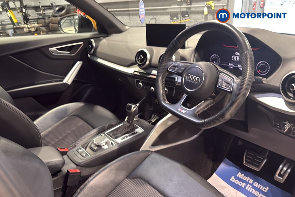 Audi Q2 Tdi Technik Silver #8