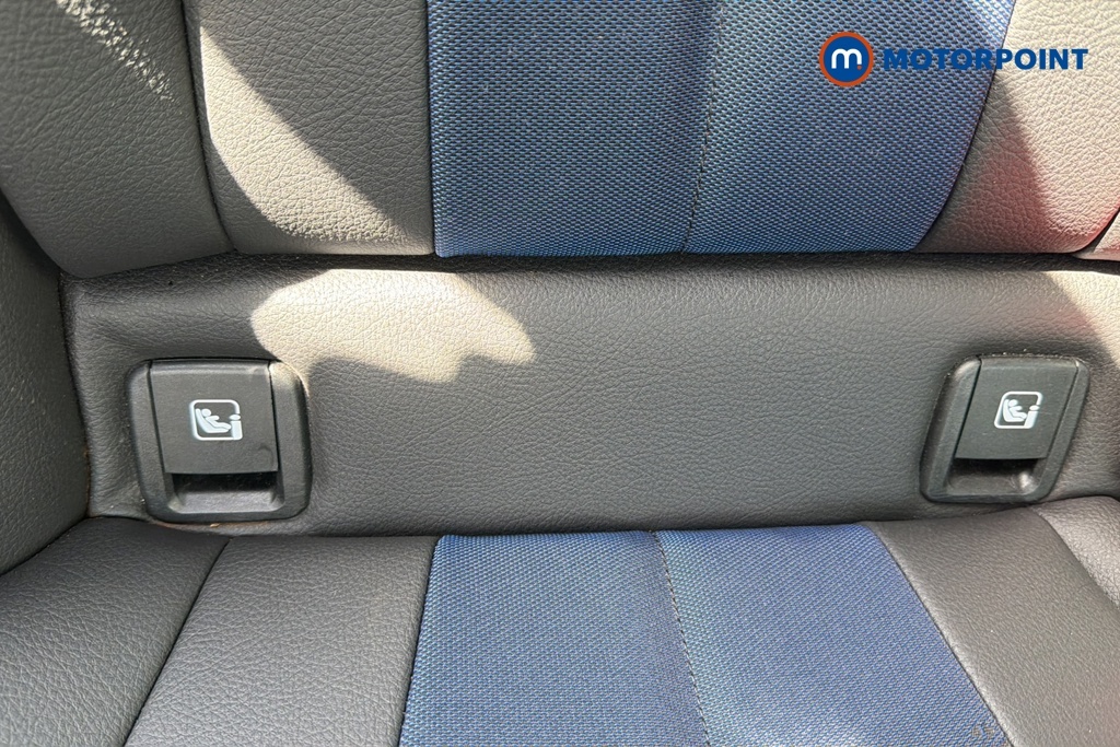 BMW 1 Series Blue #30