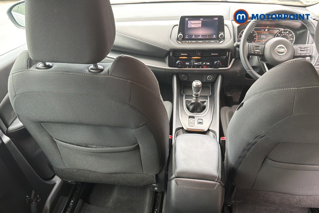 Nissan Qashqai 1.3 Dig-t Mh 158 Acenta Prem Glass Rf Xtron Grey #30