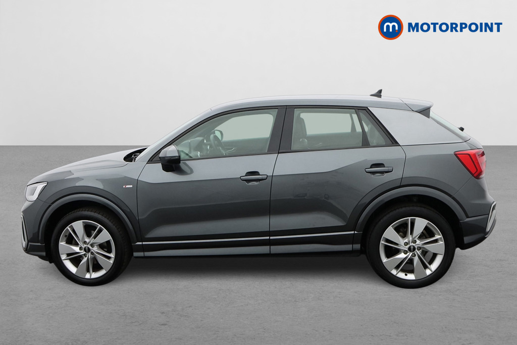 Audi Q2 35 Tfsi S Line VK22WLZ Grey #4