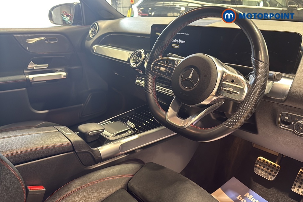 Mercedes-Benz GLB Class Glb 200 Amg Line Executive A White #9