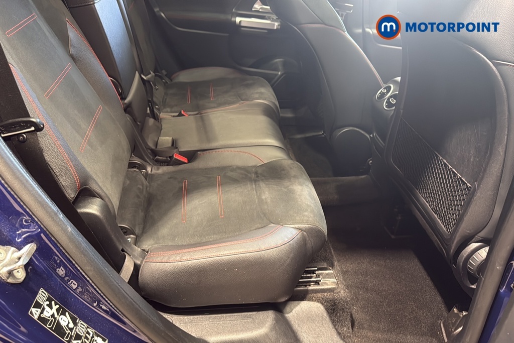 Mercedes-Benz GLB Class Glb 200 Amg Line Executive A White #25