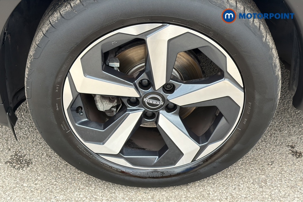 Nissan Qashqai 1.3 Dig-t Mhev N-connecta Euro 6 Ss Grey #39