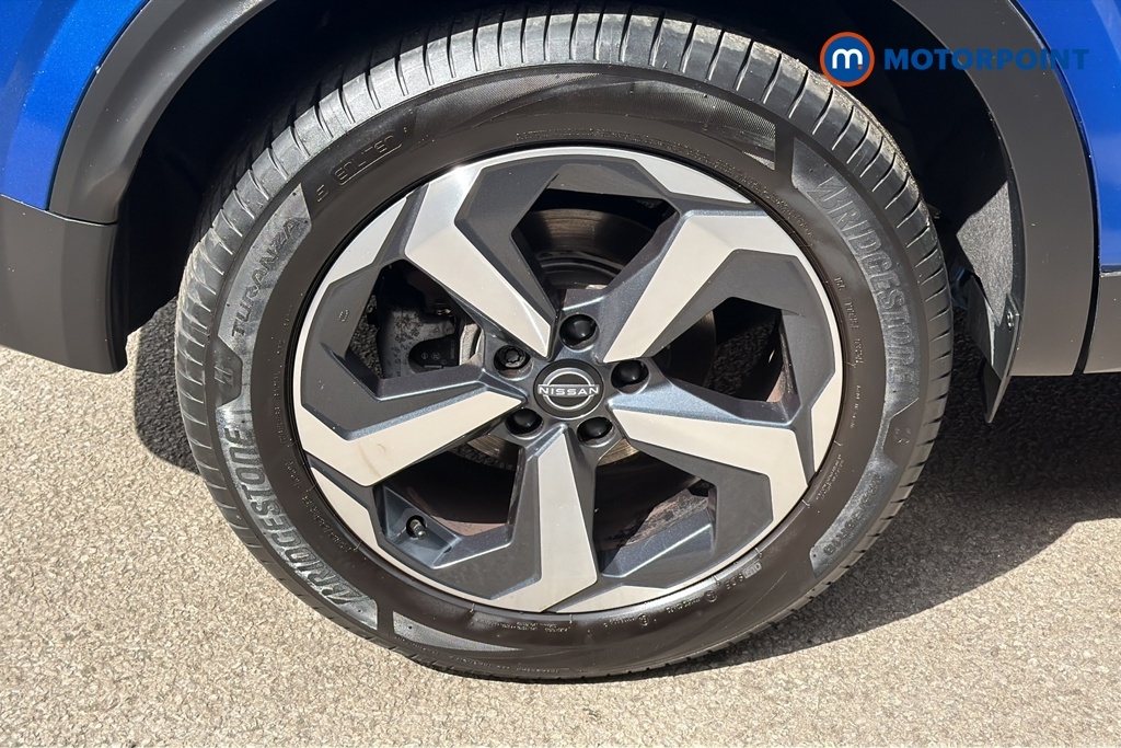 Nissan Qashqai 1.3 Dig-t Mhev N-connecta Euro 6 Ss Grey #41