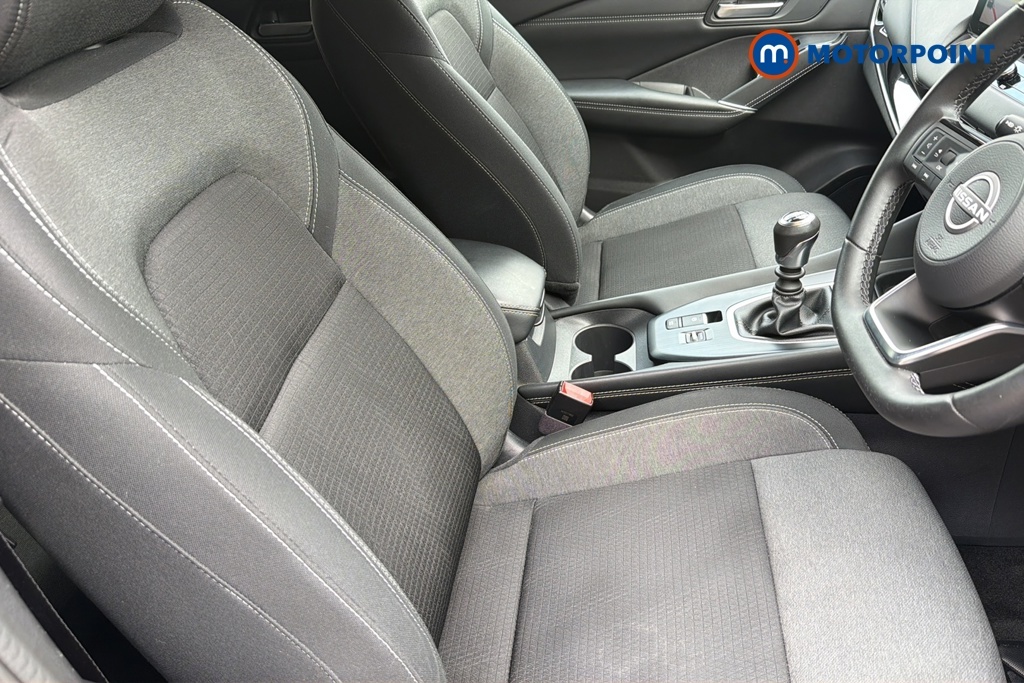 Nissan Qashqai 1.3 Dig-t Mhev N-connecta Euro 6 Ss Grey #25