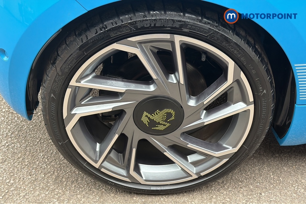 Abarth 500 42Kwh Scorpionissima Hatchback Blue #37