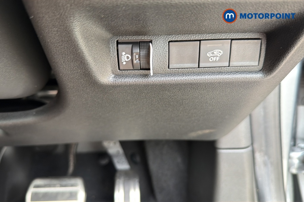 Alfa Romeo Junior 1.2 Turbo Ibrida Black #17