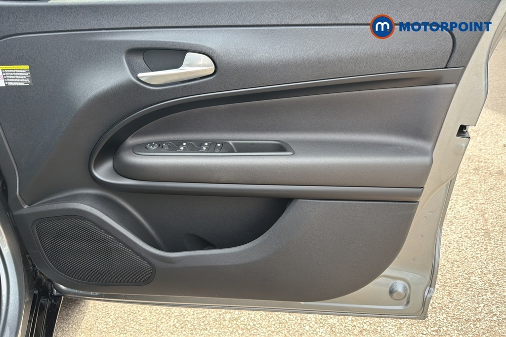 Alfa Romeo Junior 1.2 Turbo Ibrida Black #22
